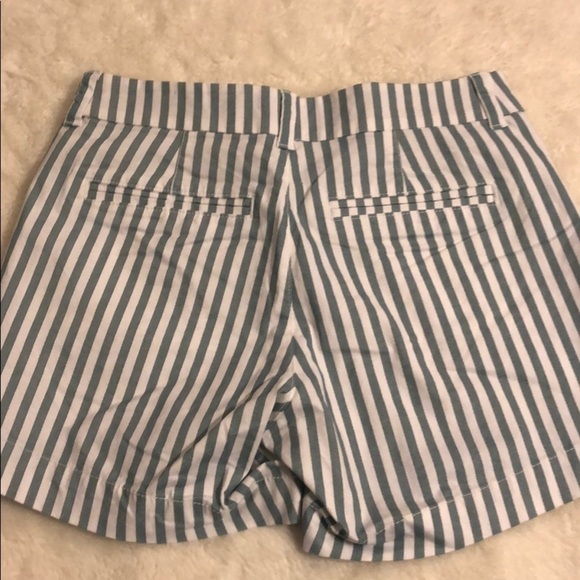 Old Navy Green and White Stripe Shorts - Picture 4 of 6